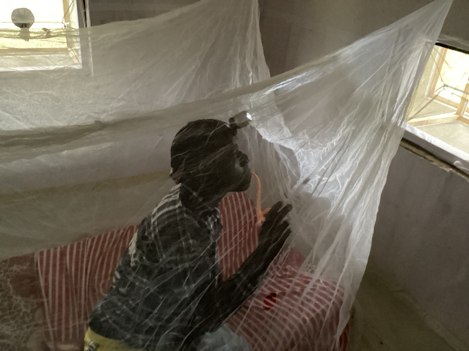 ITN evaluation in an experimental hut